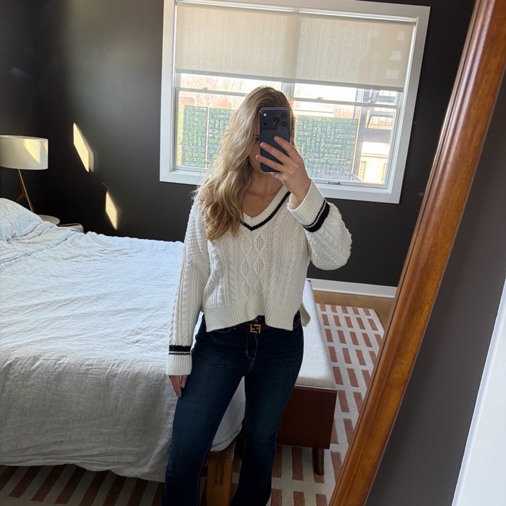 Abercrombie & Fitch Cream Sweater with Black Accents